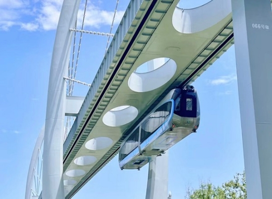 國內首條空軌線路！采用方大軌道交通屏蔽門系統的武漢光谷觀光線正式開通運營
